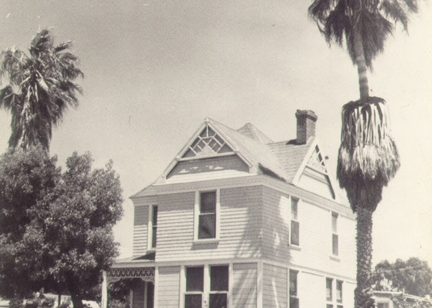 1888: The Stough-Beckett Cottage on Denver Street