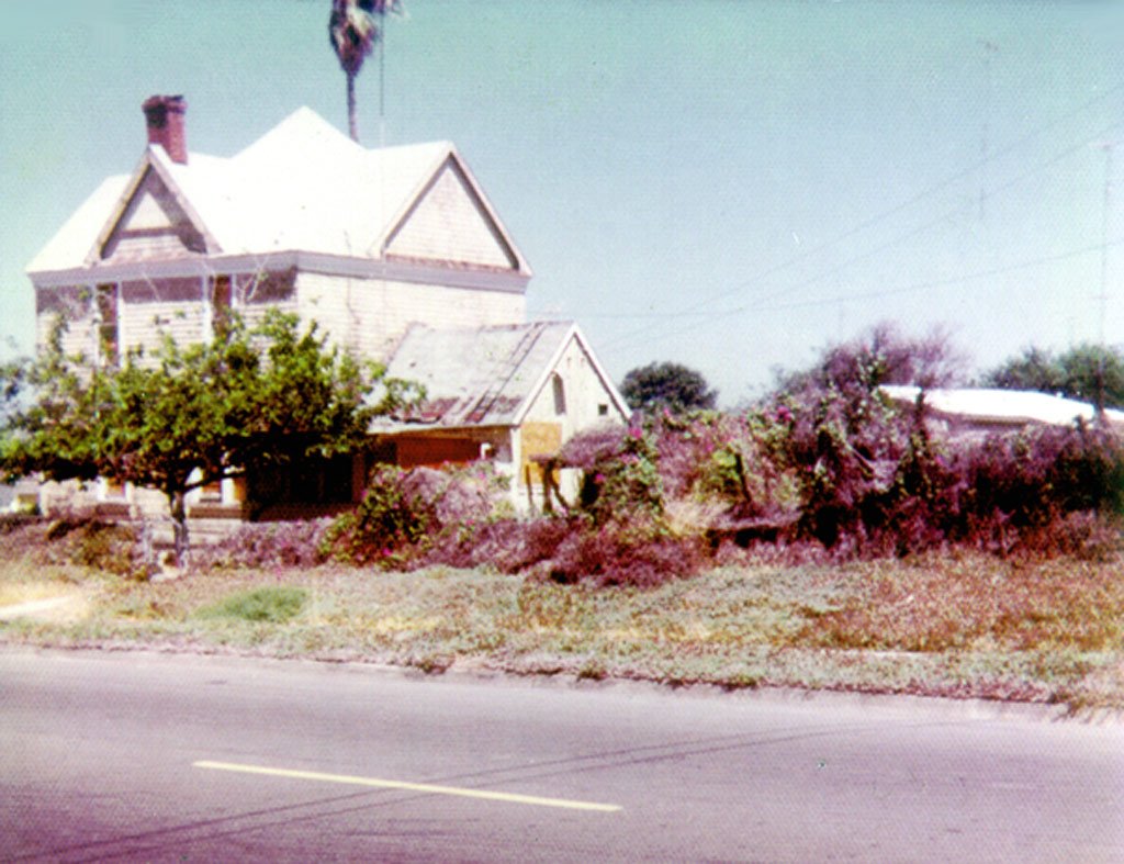 Stough-Beckett Cottage Side View From Milton St.