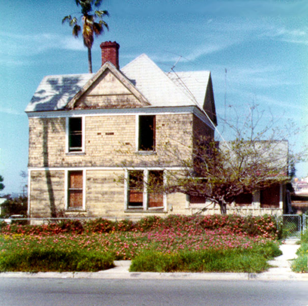 Stough-Beckett Cottage Before Restoration.